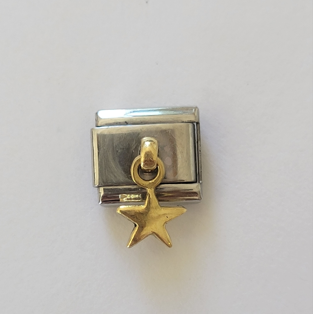 *rare find* Nomination 18k gold Star